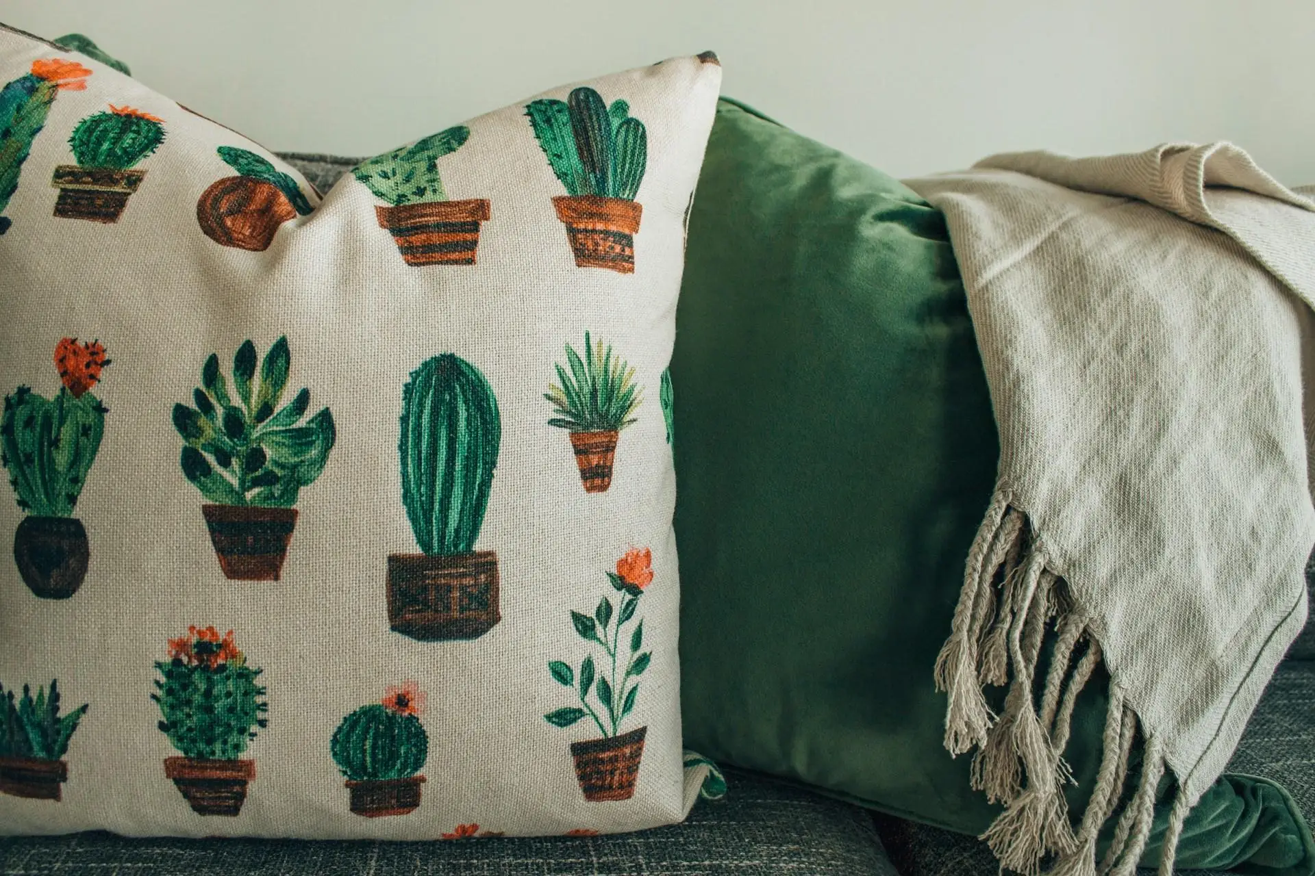 Featured image for the post titled 5 must-have throw pillows to elevate your living room